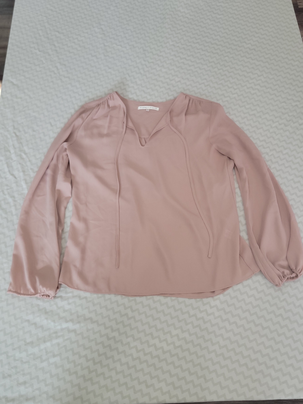 Violet & Claire Dusty Rose V-Neck Long Sleeve Blouse